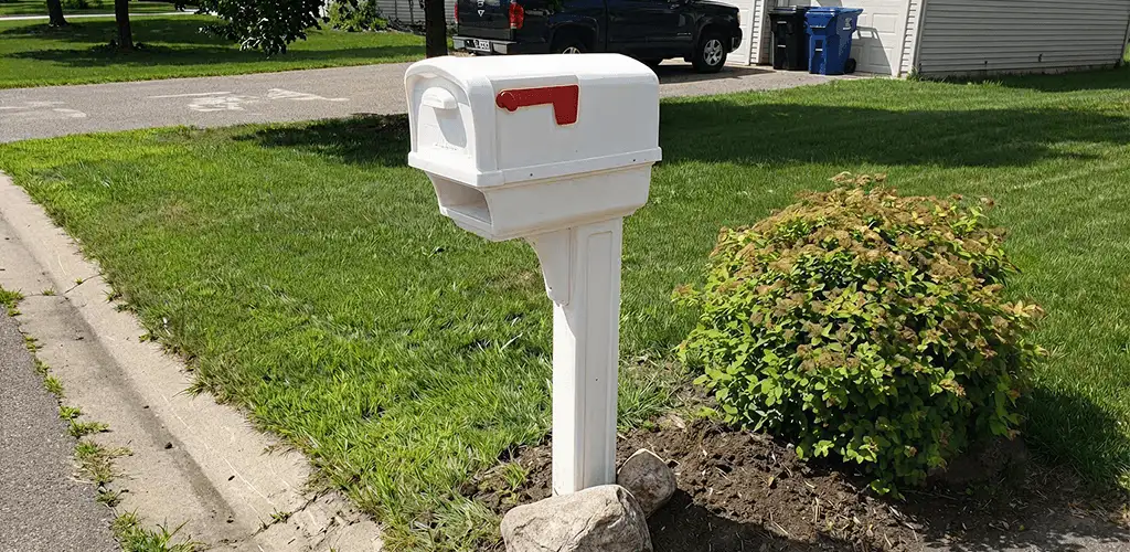 Mailbox installation for a residential curbside mailbox in Arvada, CO